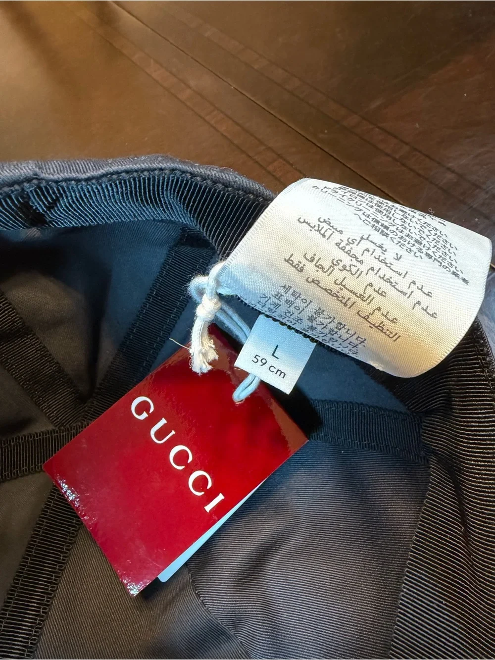 New Authentic Gucci Logo Baseball Hat Black Size L